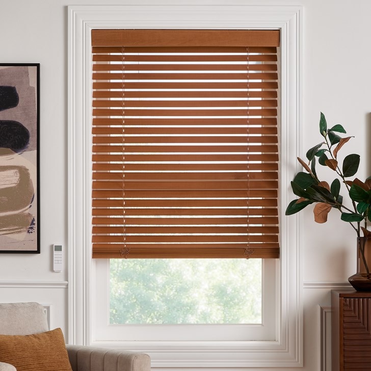 Color: Sienna Chestnut 7409; Lift and Tilt: Motorized; Slats: Rounded Corners; Valance: 3.5 Inch Modern Valance
