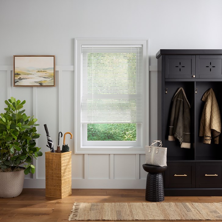 Color: White 205; Lift: Cordless