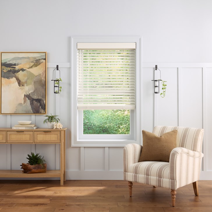 Color: Frost W1055; Lift: Cordless; Tilt: Wand; Ladder: Standard; Headrail: Standard