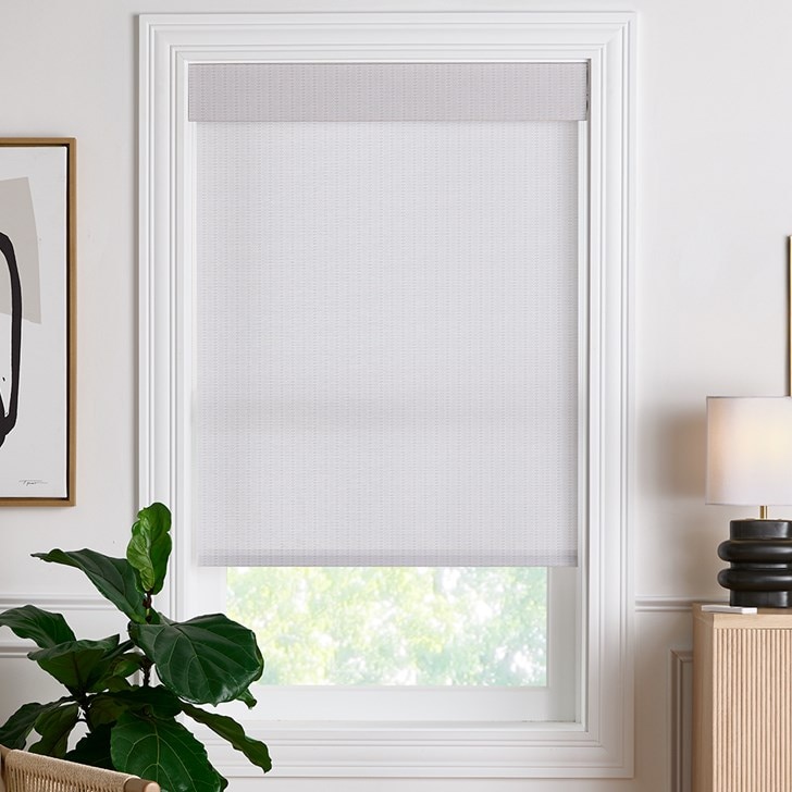 Color: Lulu Pearl LX3347; Headrail: 5 Inch Classic Valance; Lift: Motorized Remote