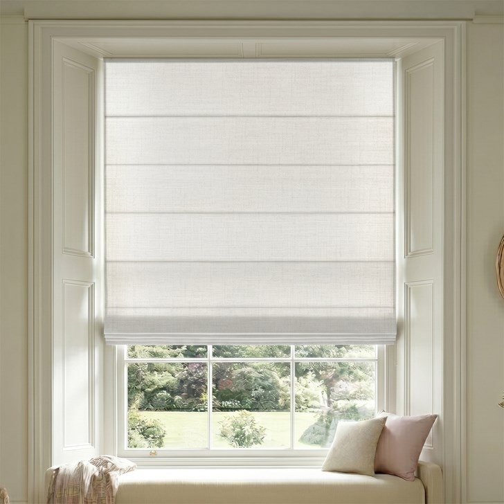 Color: Francesa White; Lift: Cordless
