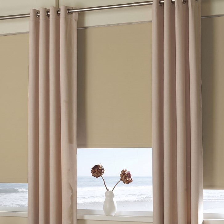 Color: reminiscent Linen