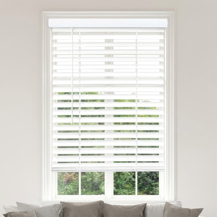 Color: White; Lift: Cordless