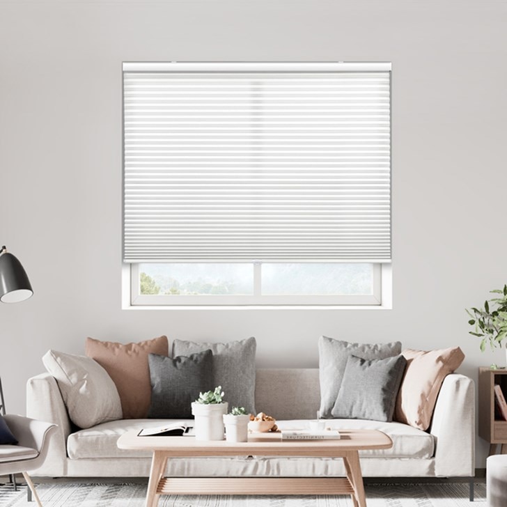 Color: Simply White