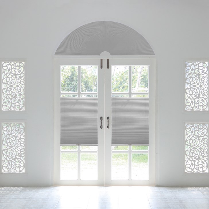 Color: Shadow White LCC4001