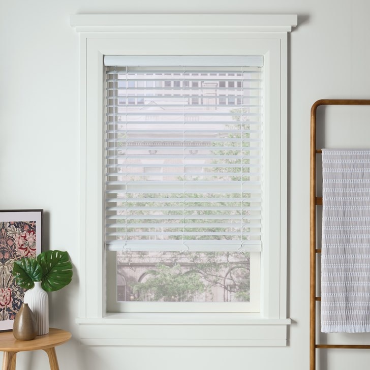 Color: Faded Birch; Fold Style: Vinyl Blinds; Lift: Cordless