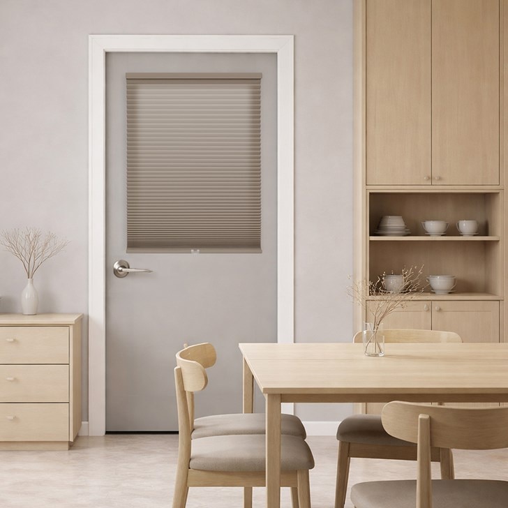 Color: Latte