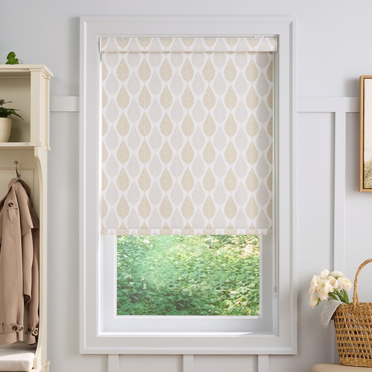 Color: Falling Leaves Autumn; Lift: Stainless Steel Continuous Cord Loop; Backing: Blackout; Valance: 3 Inch Fabric Covered Cassette
